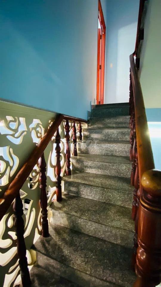 CẦN CHO THUÊ NHÀ RIÊNG, DIỆN TÍCH 40m2 (1 TRỆT+2 LẦU), Ở BÀ ĐIỂM.