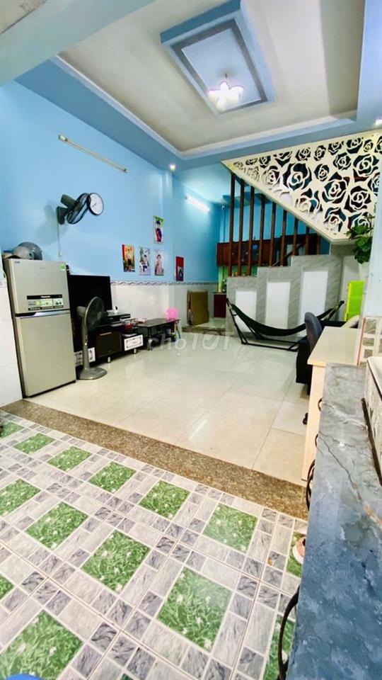 CẦN CHO THUÊ NHÀ RIÊNG, DIỆN TÍCH 40m2 (1 TRỆT+2 LẦU), Ở BÀ ĐIỂM.