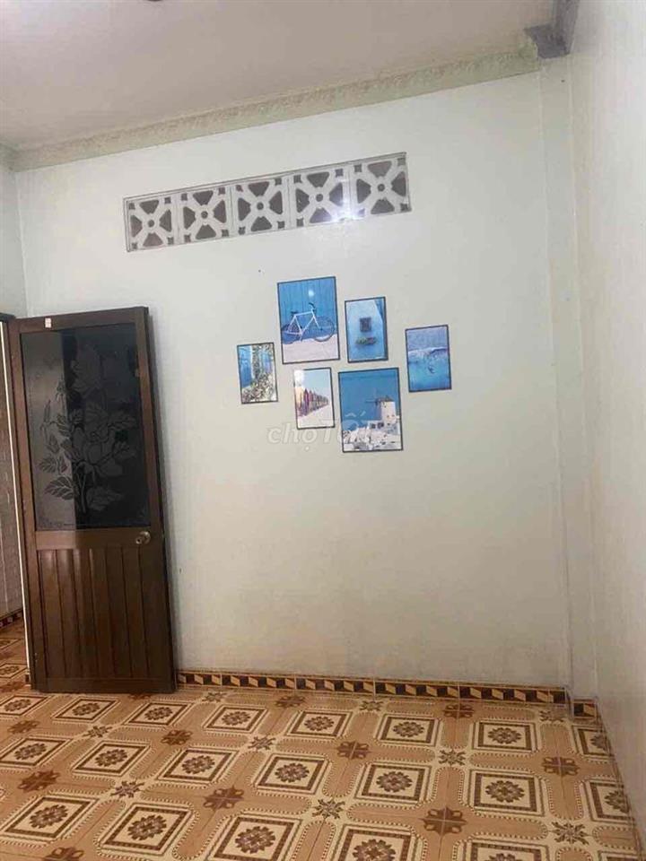 Nhà nguyên căn cho thuê 4*16m2 Ấp Đông 1 cũ