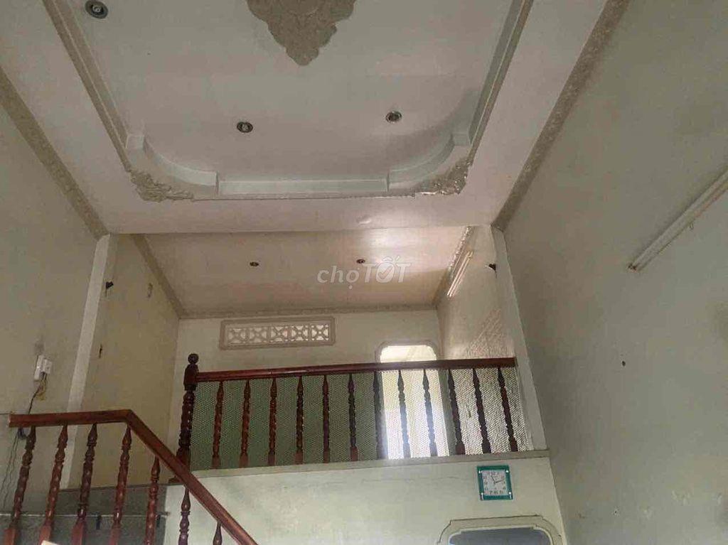 Nhà nguyên căn cho thuê 4*16m2 Ấp Đông 1 cũ