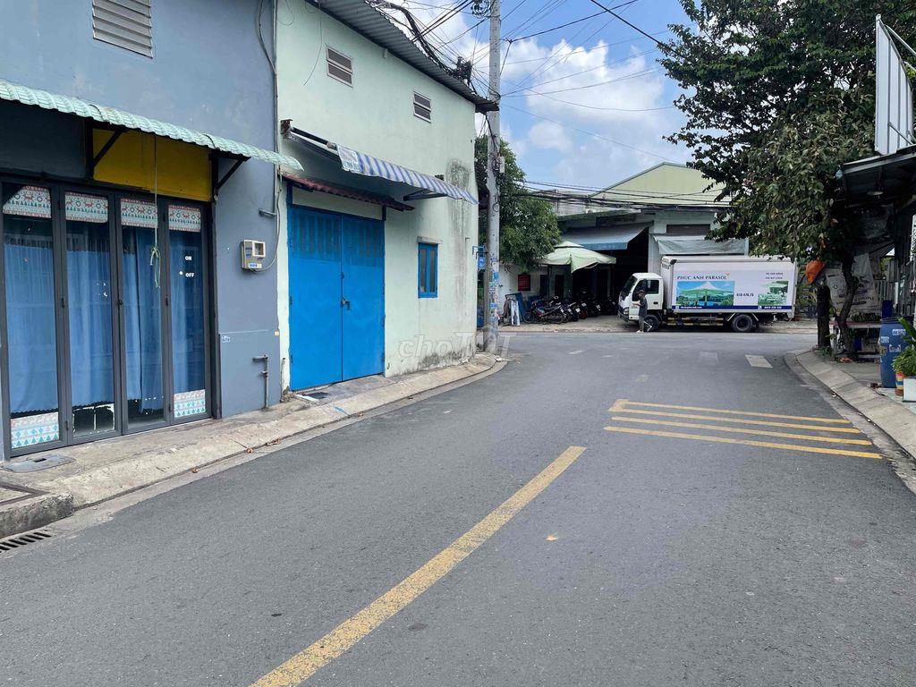 nha vua o vua kinh doanh