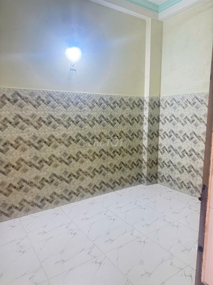 Cho Thuê Nhà 4x19 ( 3 Tầng) Gần Sát Chợ Đầu Mối Hóc Môn