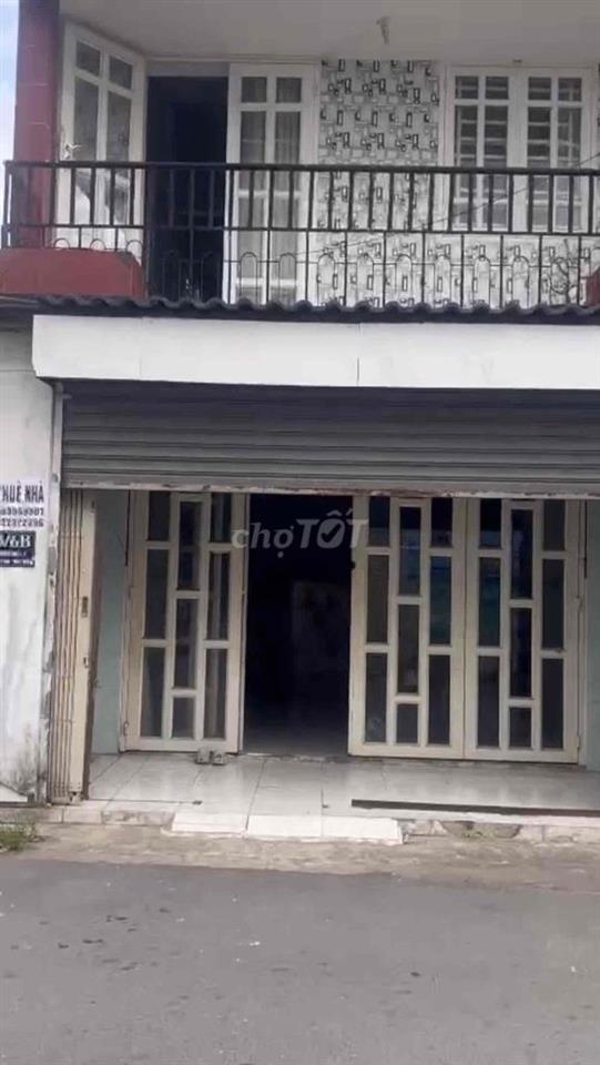 Nhà 1trêt 1 lầu