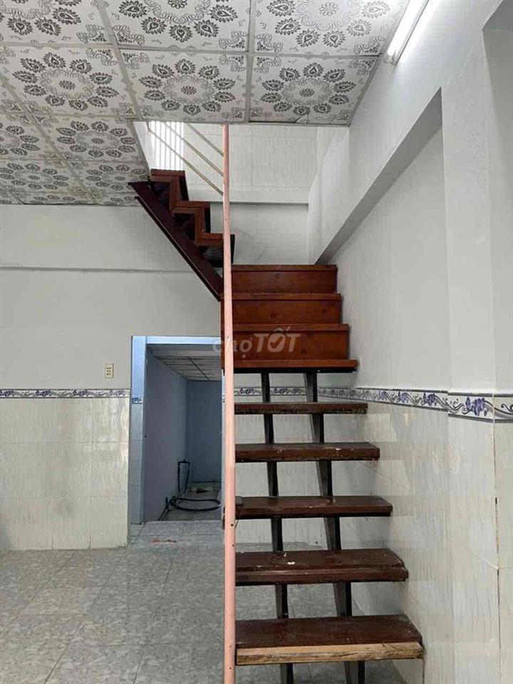 nhà 1 trệt 1 lầu shr ở hoac kinh doanh