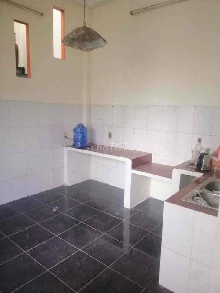 nhà 1tret 1 lầu 3pn dt 100m2