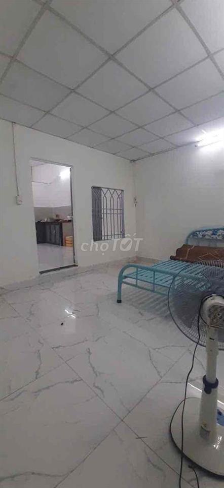nhà shc 1 trệt 1 lầu nhà mới