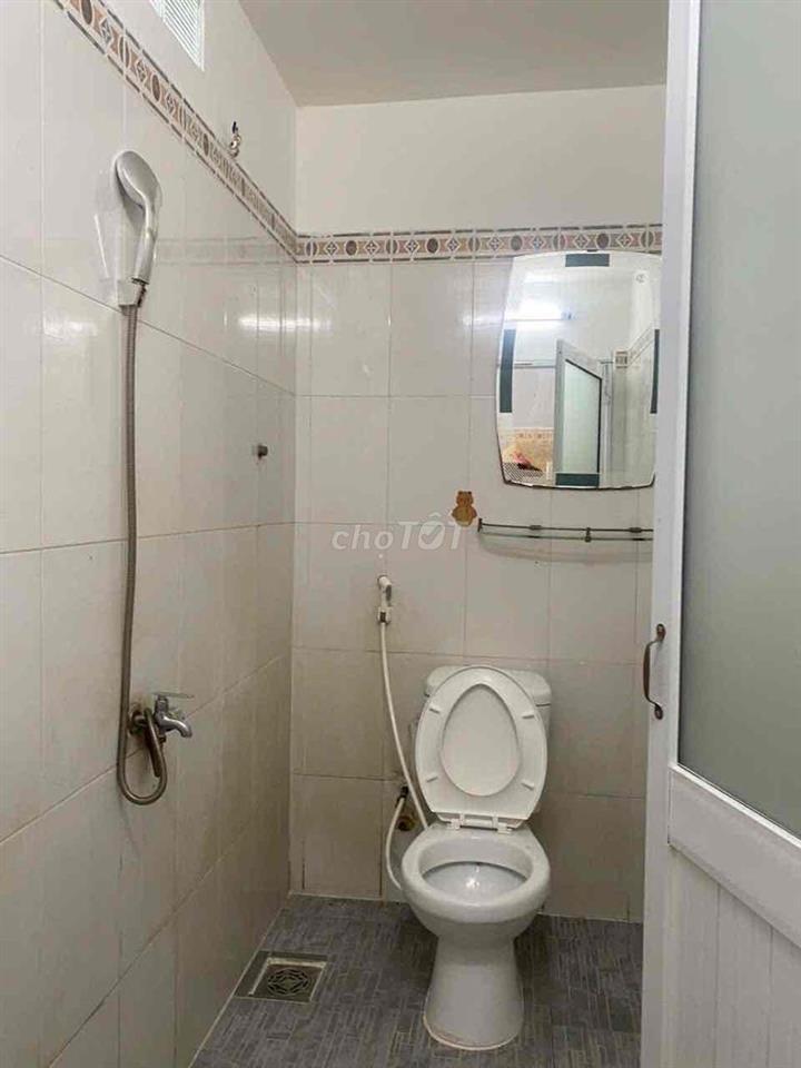 nhà cấp 4 2pn 1pk 1wc 1pb