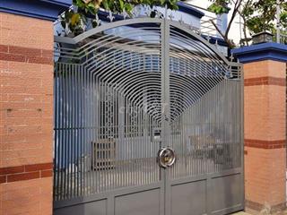 Cho thuê nhà Sân vườn 7m x 19m gần chợ đầu mối Hóc Môn