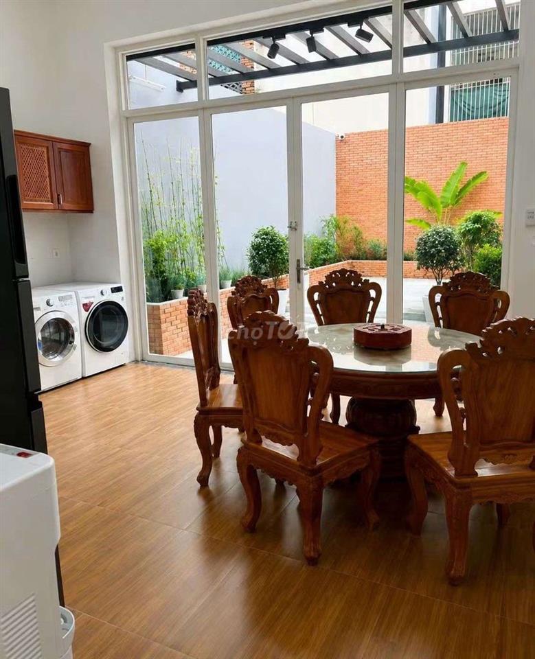 CHO THUÊ NHÀ MẶT TIỀN 12TR/TH SẴN NỘI THẤT – HUỲNH THỊ HAI, Q12