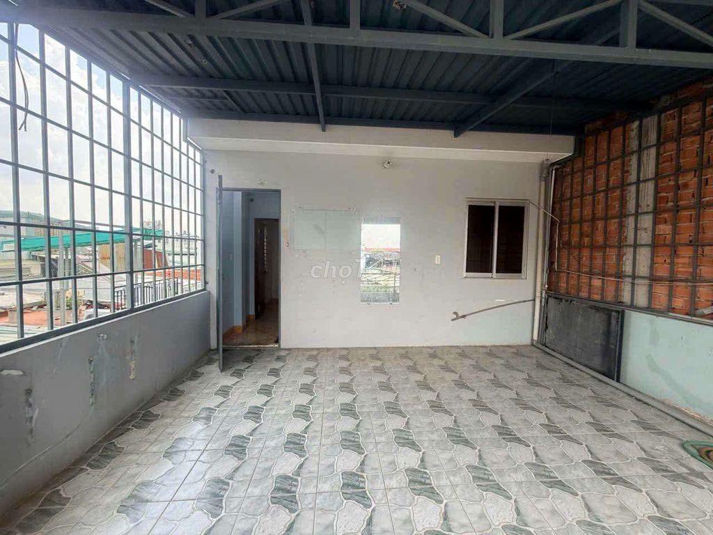 CHO THUÊ NHÀ NGUYỄN VĂN QUÁ, Q12 gần nhà thờ Đông Quang