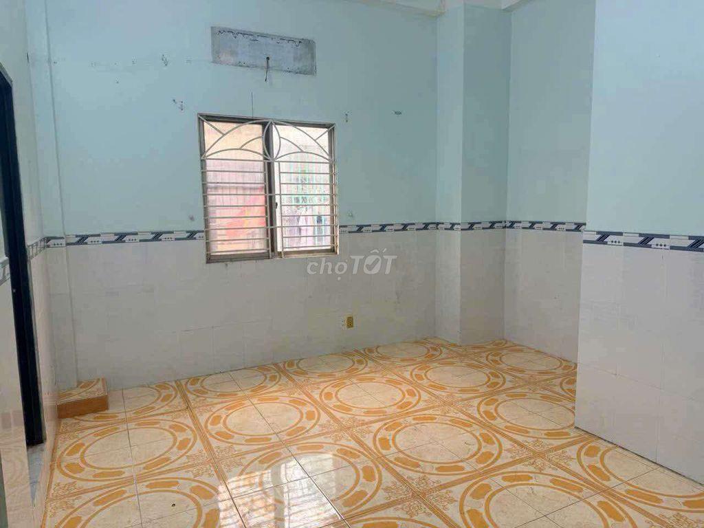 CHO THUÊ NHÀ NGUYỄN VĂN QUÁ, Q12 gần nhà thờ Đông Quang