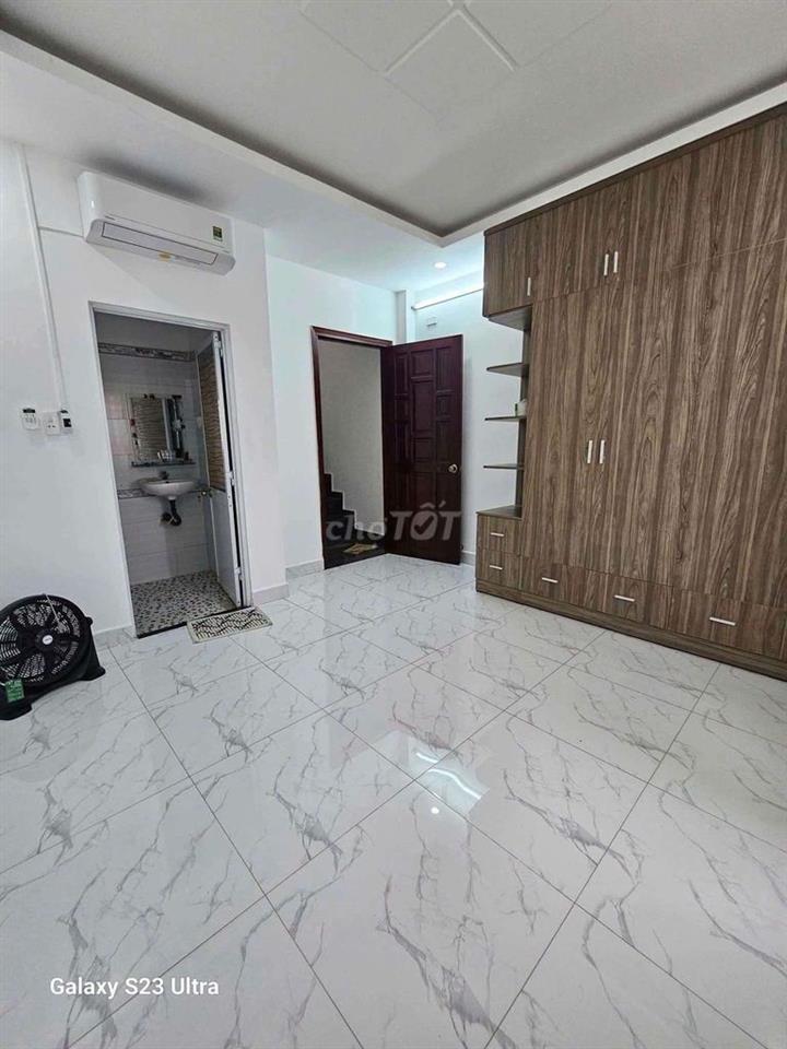 CHO THUÊ NHÀ MẶT TIỀN PHẠM THỊ GIÂY,  THỚI TAM THÔN, HÓC MÔN – 15TR/TH