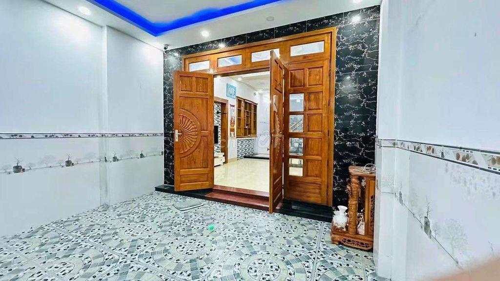 CHO THUÊ NHÀ SẠCH ĐẸP TRẦN THỊ NĂM, P. TCH QUẬN 12