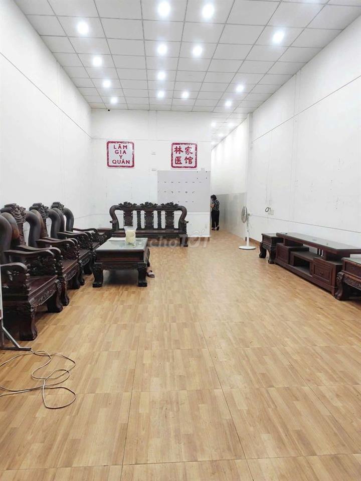 NHÀ MẶT TIỀN 5M x 33M HUỲNH THỊ HAI,P.TCH Q12