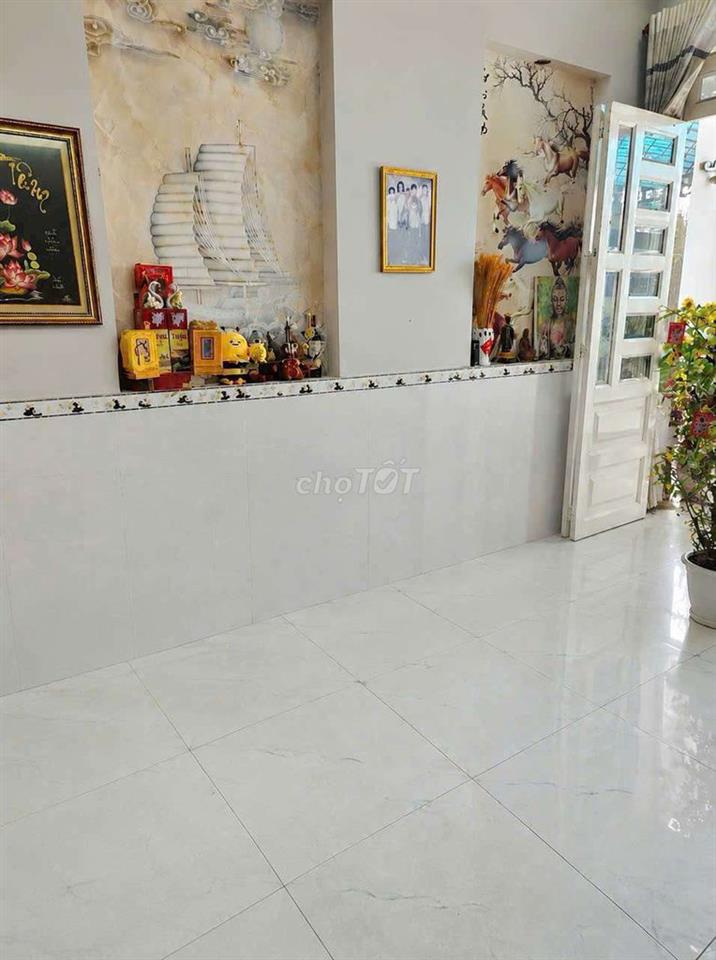 cho thuê nhà nguyên căn 1 trệt 3 lầu