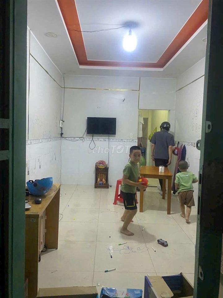 cho thuê nhà 1 trệt 1 lầu