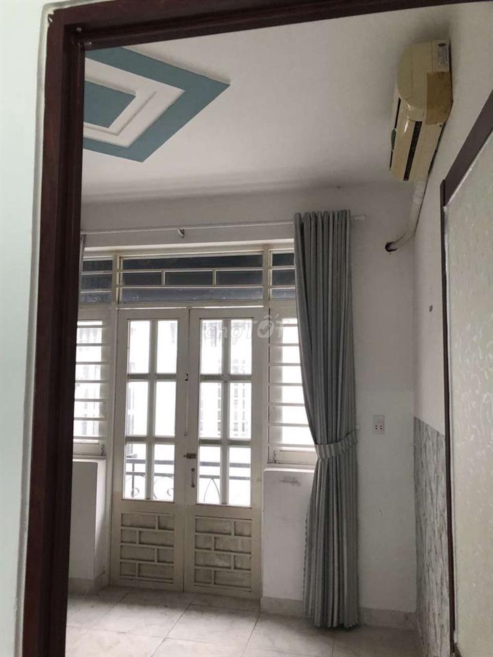 cho thuê nhà 1trệt 2 lầu, 2 máy lạnh