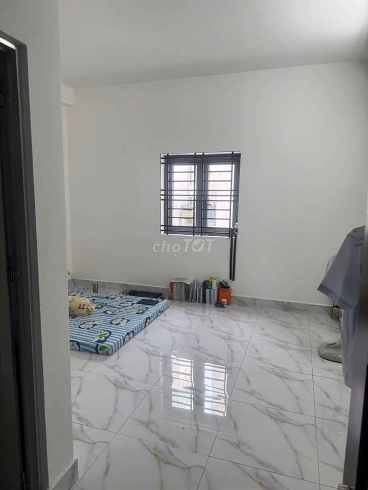 💢Bán nhà 1trệt 3lầu 5pn 5wc 1bếp DT 4,5x19 Sổ hoàn công