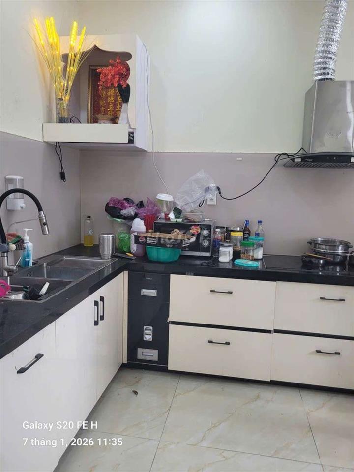 💢Cho thuê nhà 1trệt 3lầu 5pn 5wc 1bếp Có than máy