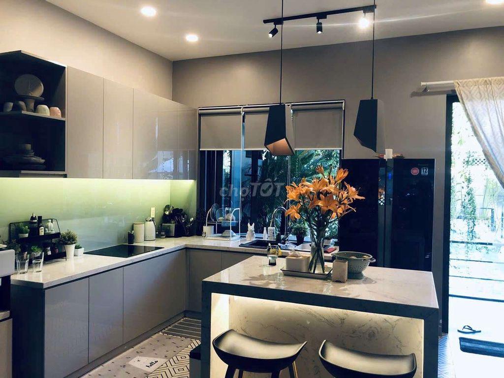 💥Cho thuê Biệt thự DT 8X25 Cao cấp Có hồ Bồi