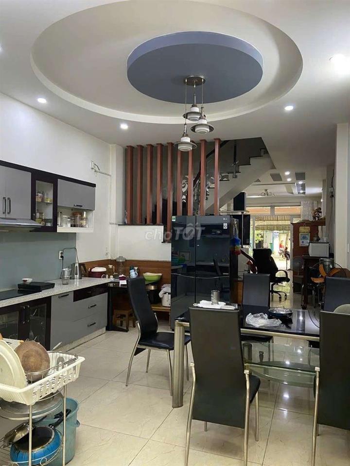 🧣Cho thuê nhà 1trệt 3lầu 4pn 4wc 1bếp DT 4,2X20 Mặt Tiền