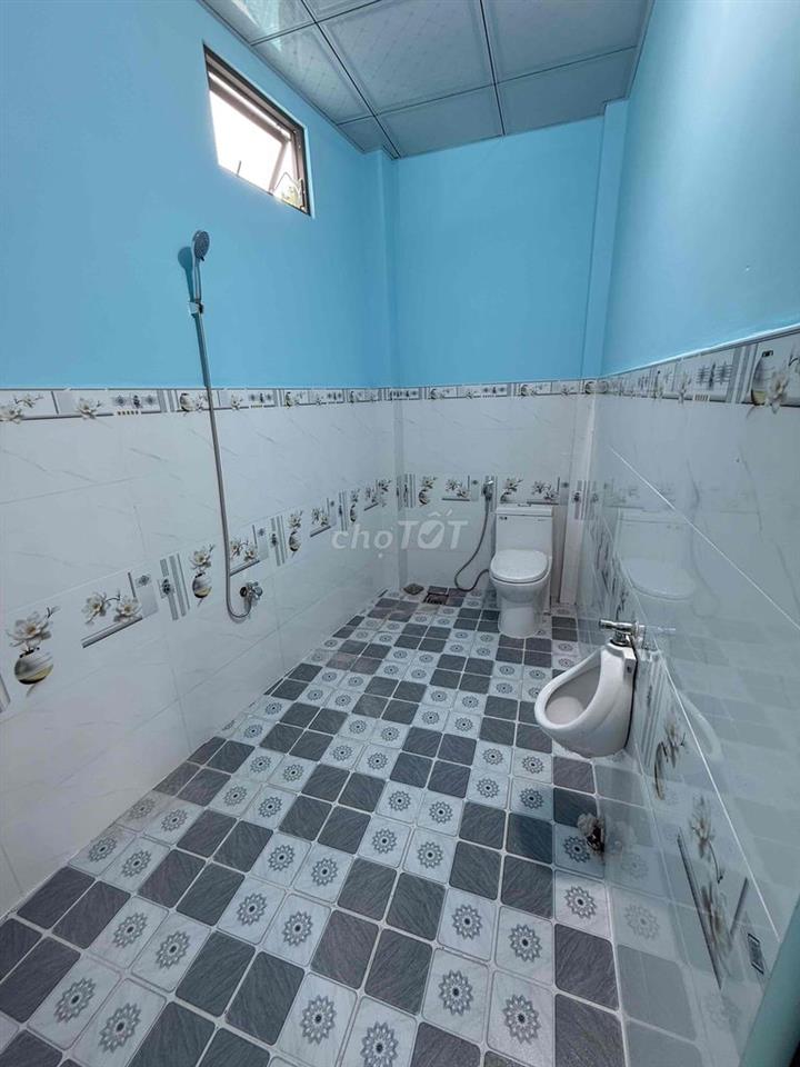 Cho thuê kho xưởng Hóc Môn 400m2