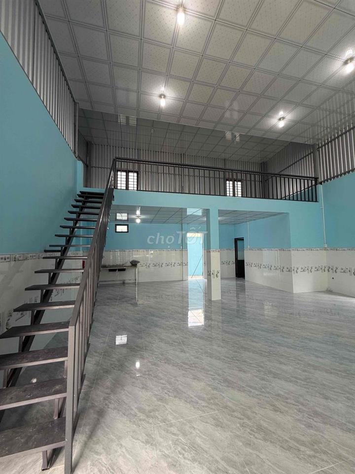 Cho thuê kho xưởng Hóc Môn 400m2