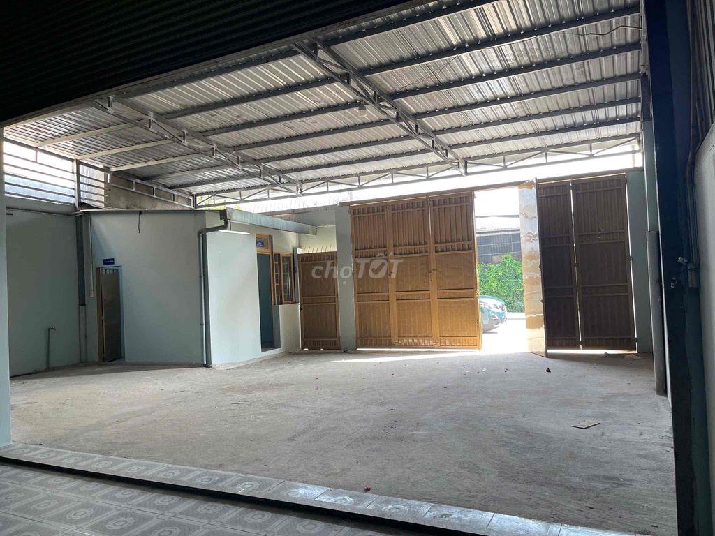 MT ĐÔNG THẠNH 3 NAY LÀ NGUYỄN THỊ ÚT