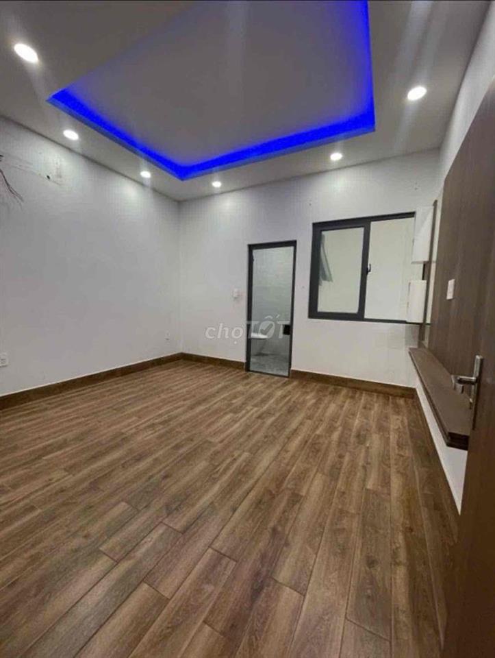 MẶT TIỀN KINH DOANH - LẠC LONG QUÂN - TÂN BÌNH