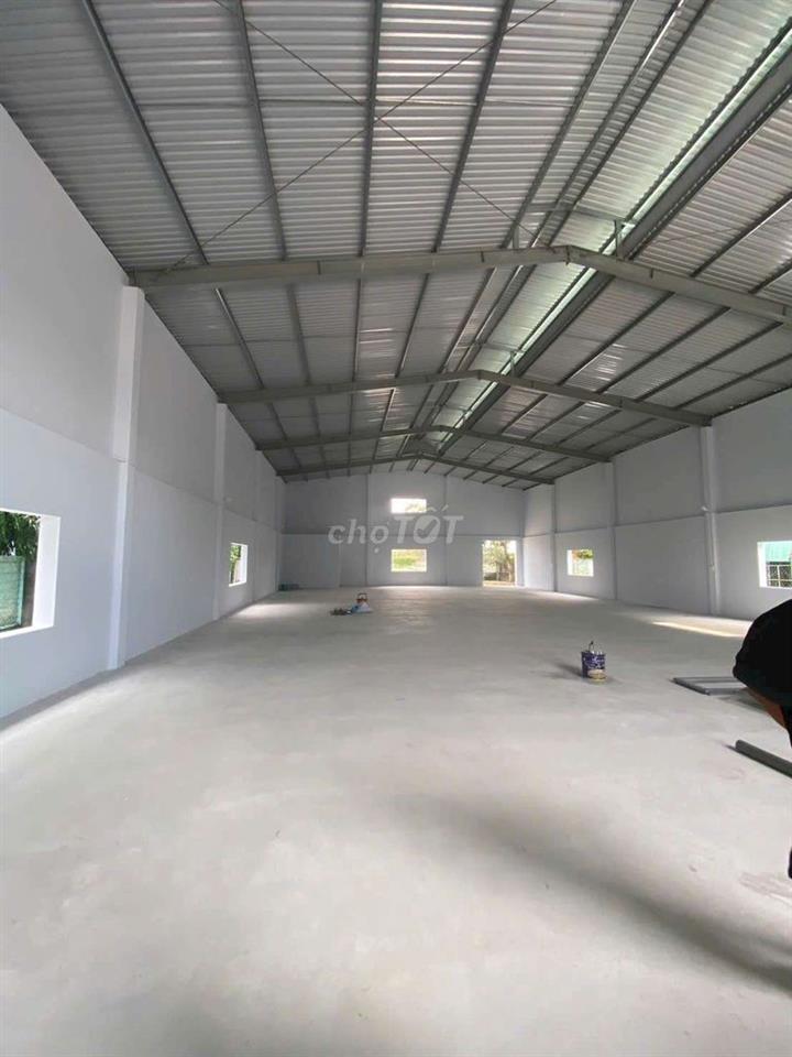 xưởng lớn đẹp cho thuê