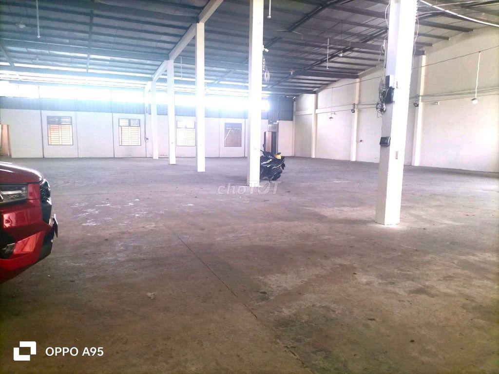 XƯỞNG 1200M2 CAO RÁO ĐẸP CONT ĐI ĐƯỢC GIÁ TỐT
