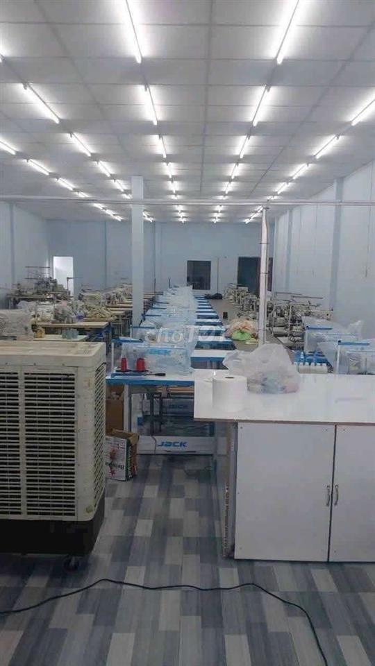 NHÀ XƯỞNG 700M2 ĐƯỜNG ĐẶNG THÚC VỊNH GIÁ TỐT