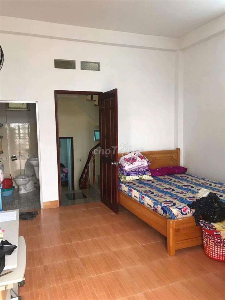 NHÀ 4X16M 1 TRỆT 3 LẦU 4PN ĐƯỜNG XE TẢI GIÁ TỐT