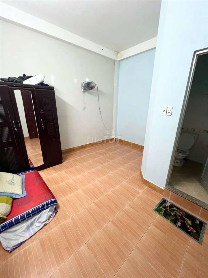 NHÀ 4X16M 1 TRỆT 3 LẦU 4PN ĐƯỜNG XE TẢI GIÁ TỐT