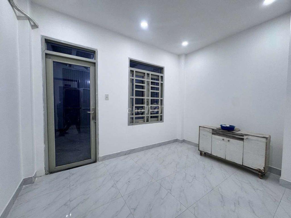 NHÀ 4X20M1 TRỆT 3 LẦU TRONG KHU DÂN CƯ AN SƯƠNG