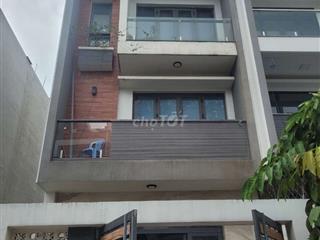 NHÀ 5X24M 3 LẦU KHU DÂN CƯ ĐỒNG PHƯỢNG SÁT BỜ KÊNH