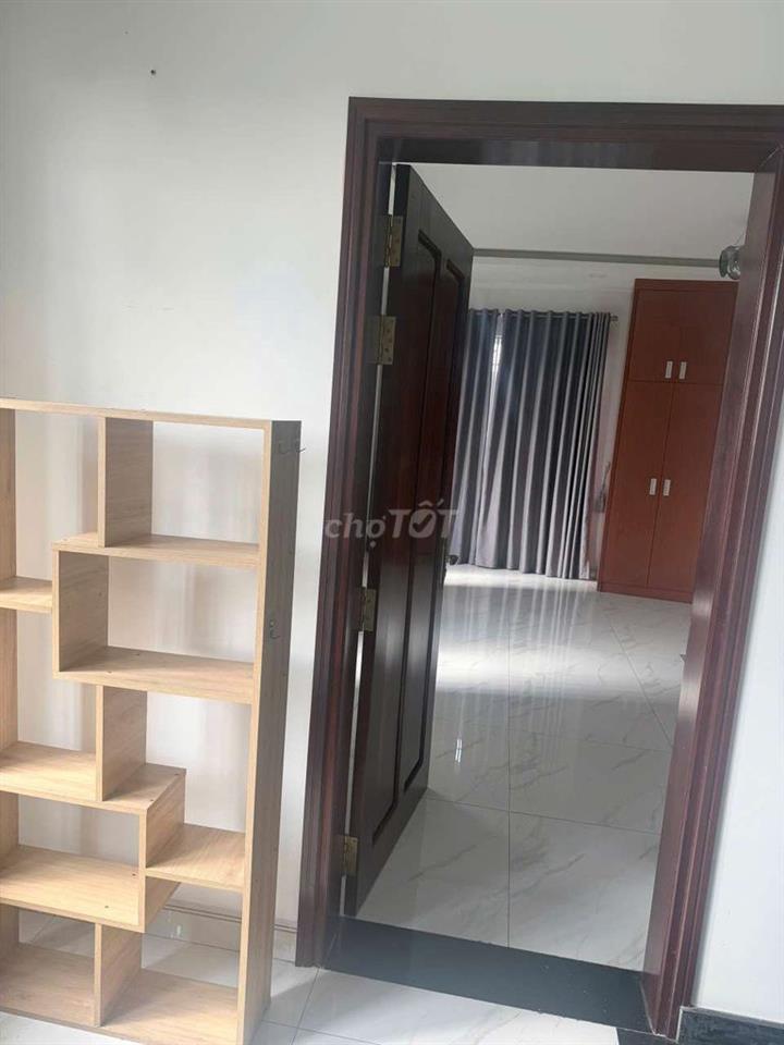 NHÀ 6.5X20M1 TRỆT 3 LẦU NGAY CẦU THAM LƯƠNG 