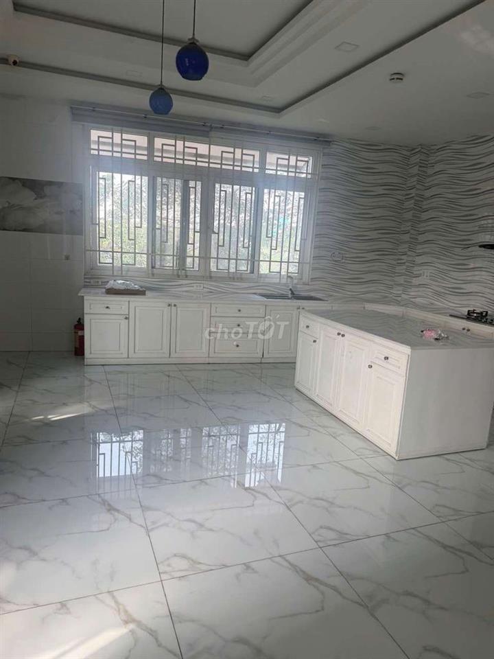 NHÀ 6.5X20M1 TRỆT 3 LẦU NGAY CẦU THAM LƯƠNG 