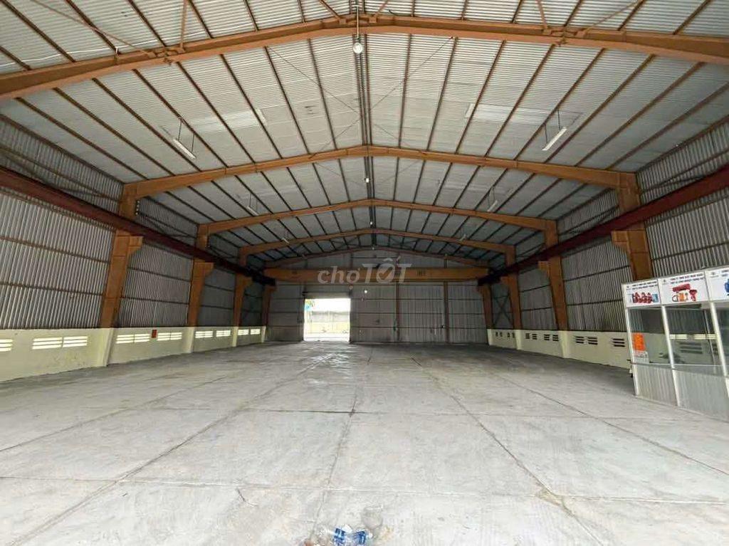 XƯỞNG ĐẸP CAO RÁO CÓ SÂN BÃI CONT 24/24 GIÁ TỐT