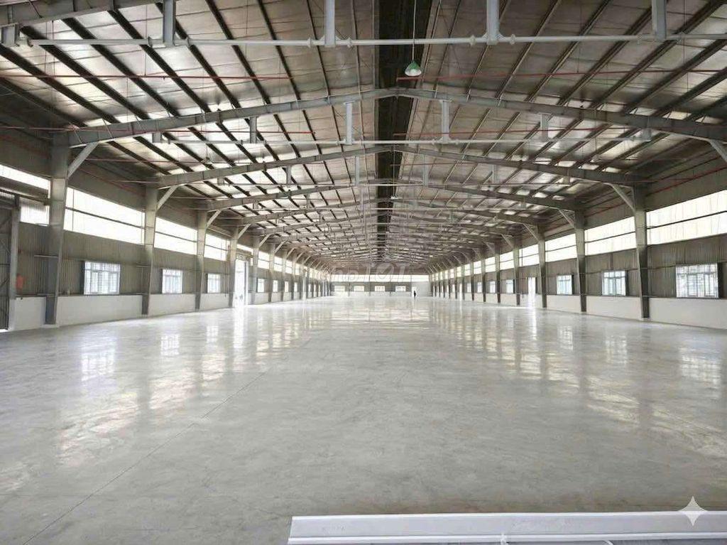 XUOERNG 18.5X70M ĐẸP CAO RÁO CÓ PCCC GIÁ TỐT