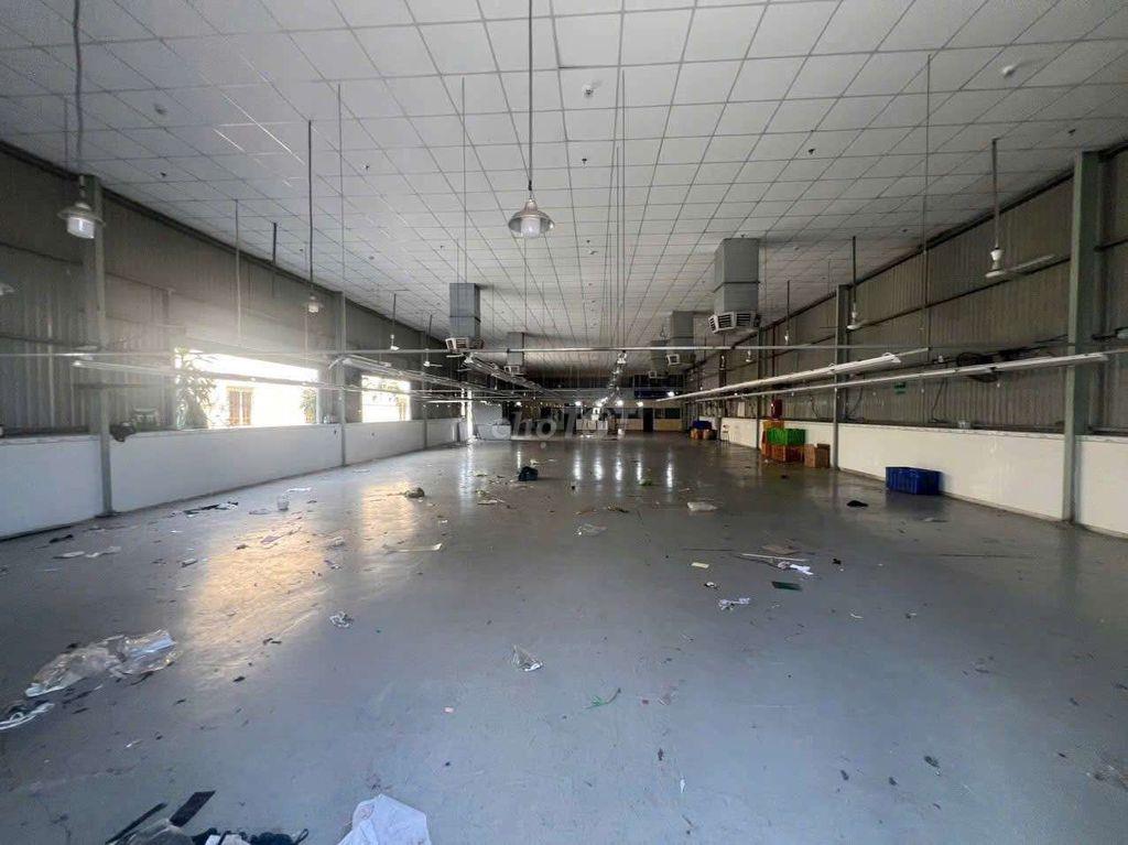 XƯỞNG 800M2 CÓ PCCC TỰ ĐỘNG NGHIỆM THU GIÁ TỐT