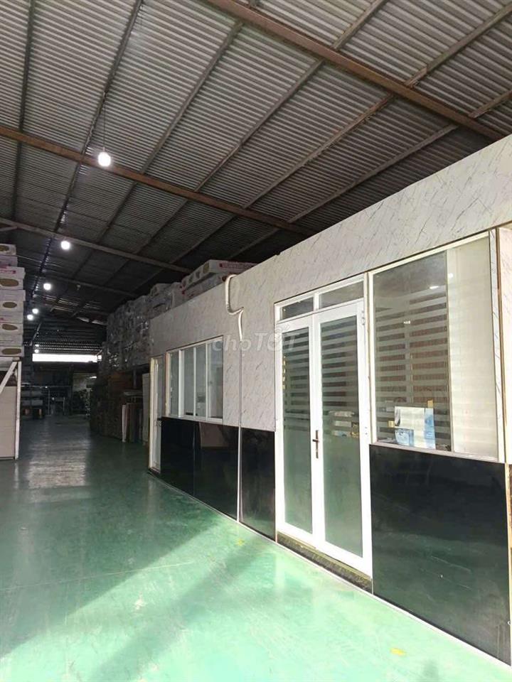 XƯỞNG MT LÊ VĂN KHƯƠNG 1200M2 CONT 24/24 GIÁ TỐT