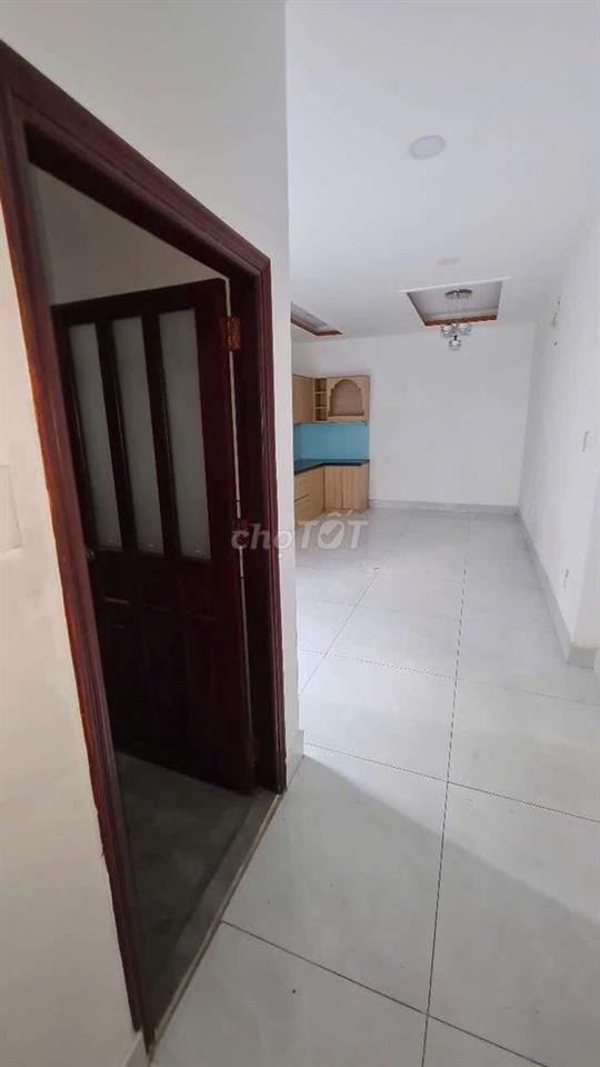 NHÀ GÓC 2MT 5X25M 1 TRỆT 3 LẦU GIÁ TỐT
