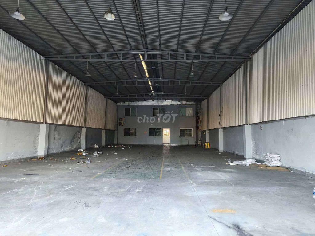 XƯỞNG 16X40M VUÔNG VỨC CÓ GÁC 300M ĐƯỜNG CONT ĐÊM GIÁ TỐT