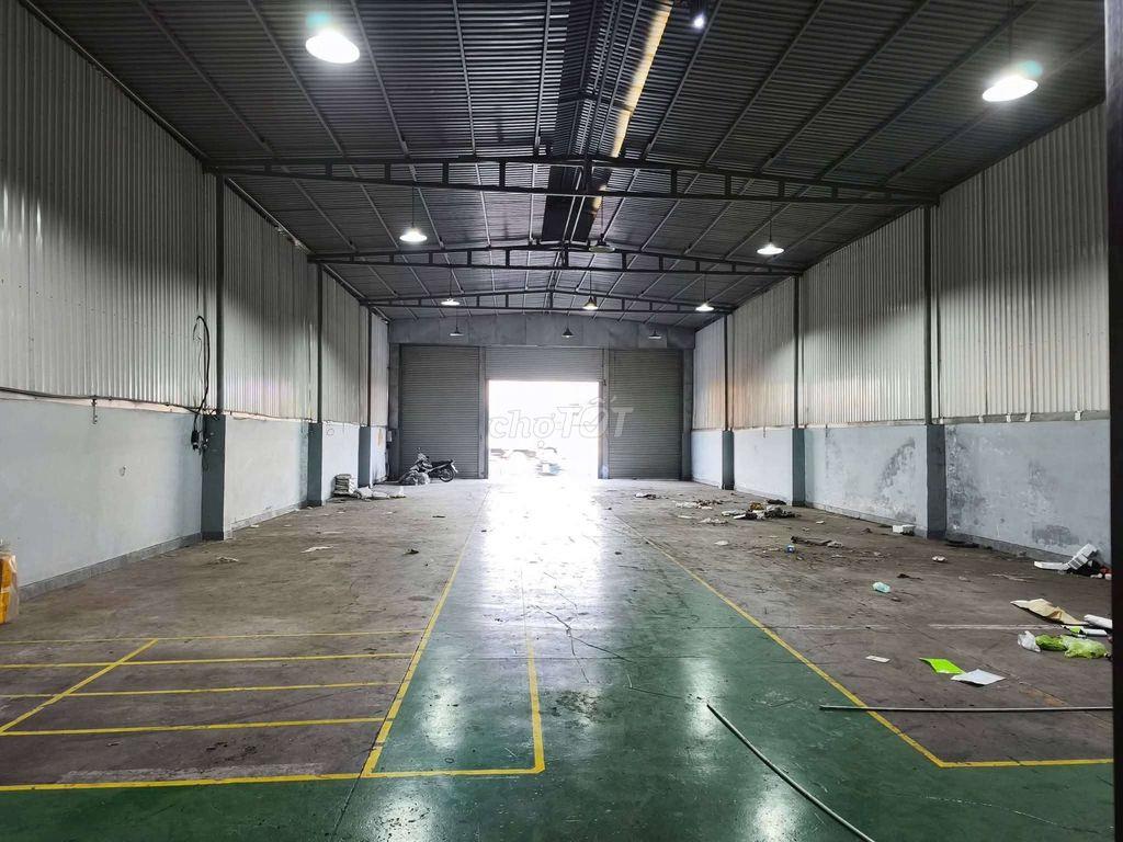 XƯỞNG 16X40M VUÔNG VỨC CÓ GÁC 300M ĐƯỜNG CONT ĐÊM GIÁ TỐT