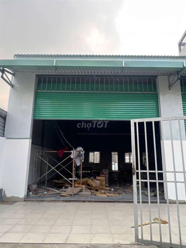 Xưởng mới xây 12x30M 1/ phan văn hớn gần cầu tham lương