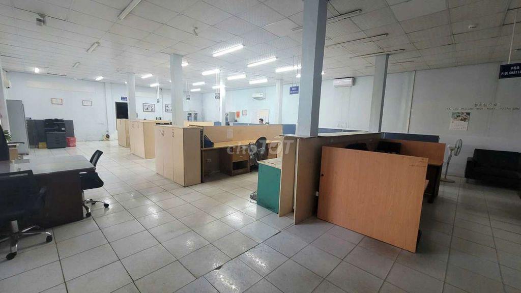 XƯỞNG 2000M2 GẦN NGÃ 4 AN SƯƠNG ĐƯỜNG 8T GIÁ TỐT