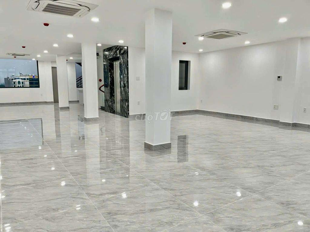 TÒA NHÀ VP 1400M2 ĐẦY ĐỦ CÔNG NĂNG PCCC THANG MÁY GIÁ TỐT