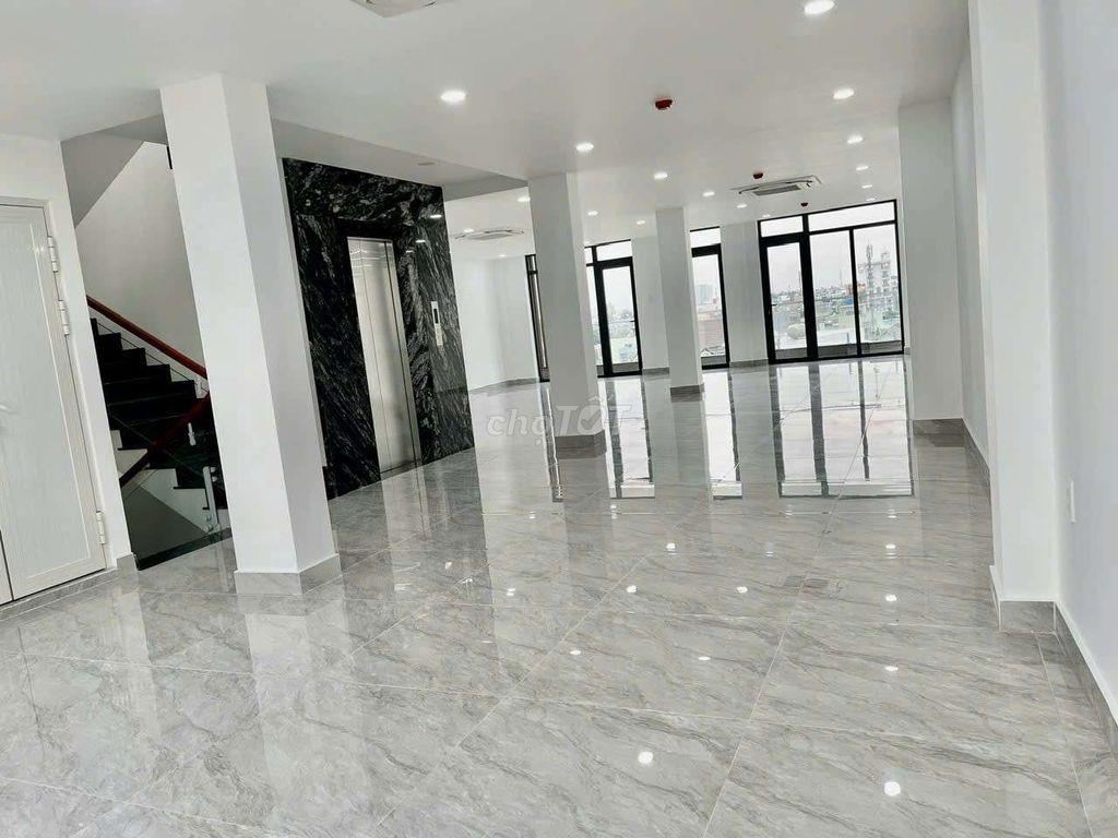 TÒA NHÀ VP 1400M2 ĐẦY ĐỦ CÔNG NĂNG PCCC THANG MÁY GIÁ TỐT