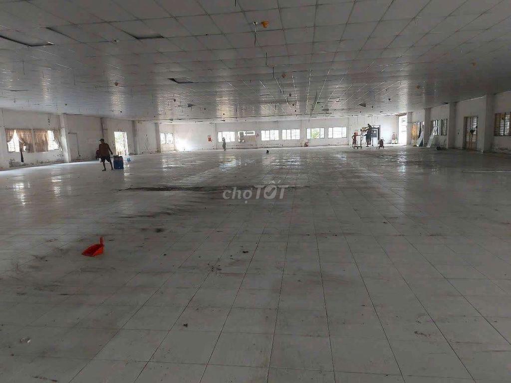 NHÀ XƯỞNG KHUÔN VIÊN 4000M2 CÓ PCCC GẦN CẦU THAM LƯƠNG